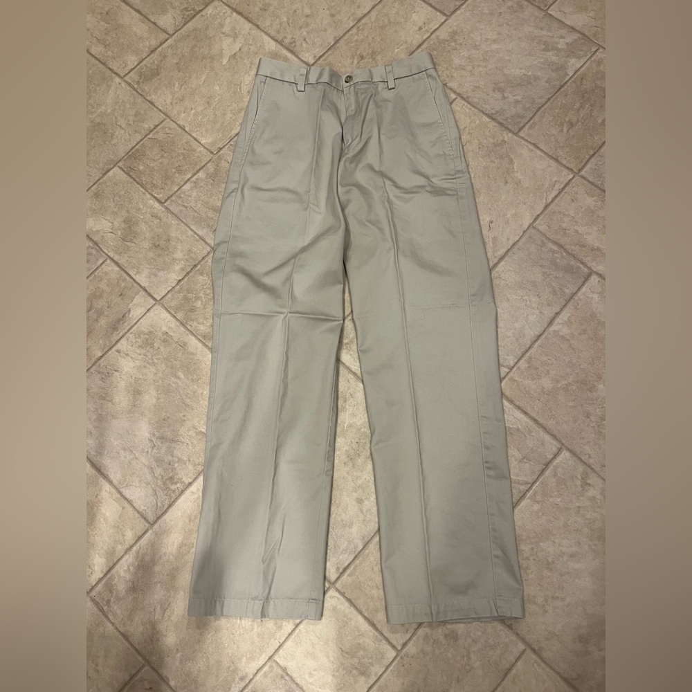 Men’s 30x32 Dockers pants. D2 straight fit. Cotton. Cloud or off- white.  NWOT